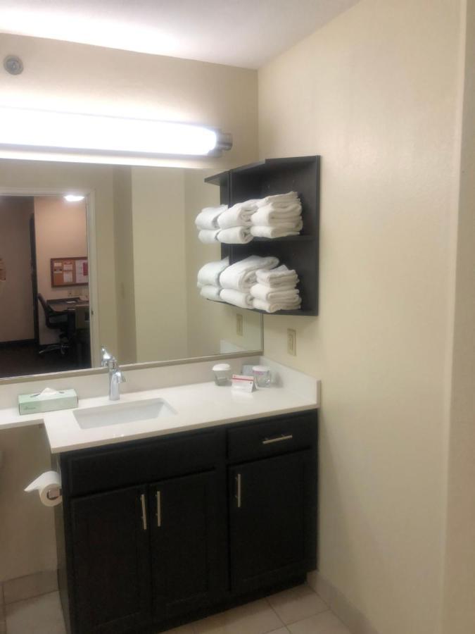 Candlewood Suites Owasso By Ihg Экстерьер фото