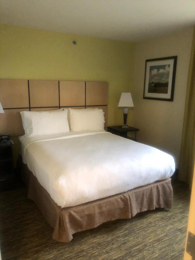 Candlewood Suites Owasso By Ihg Экстерьер фото