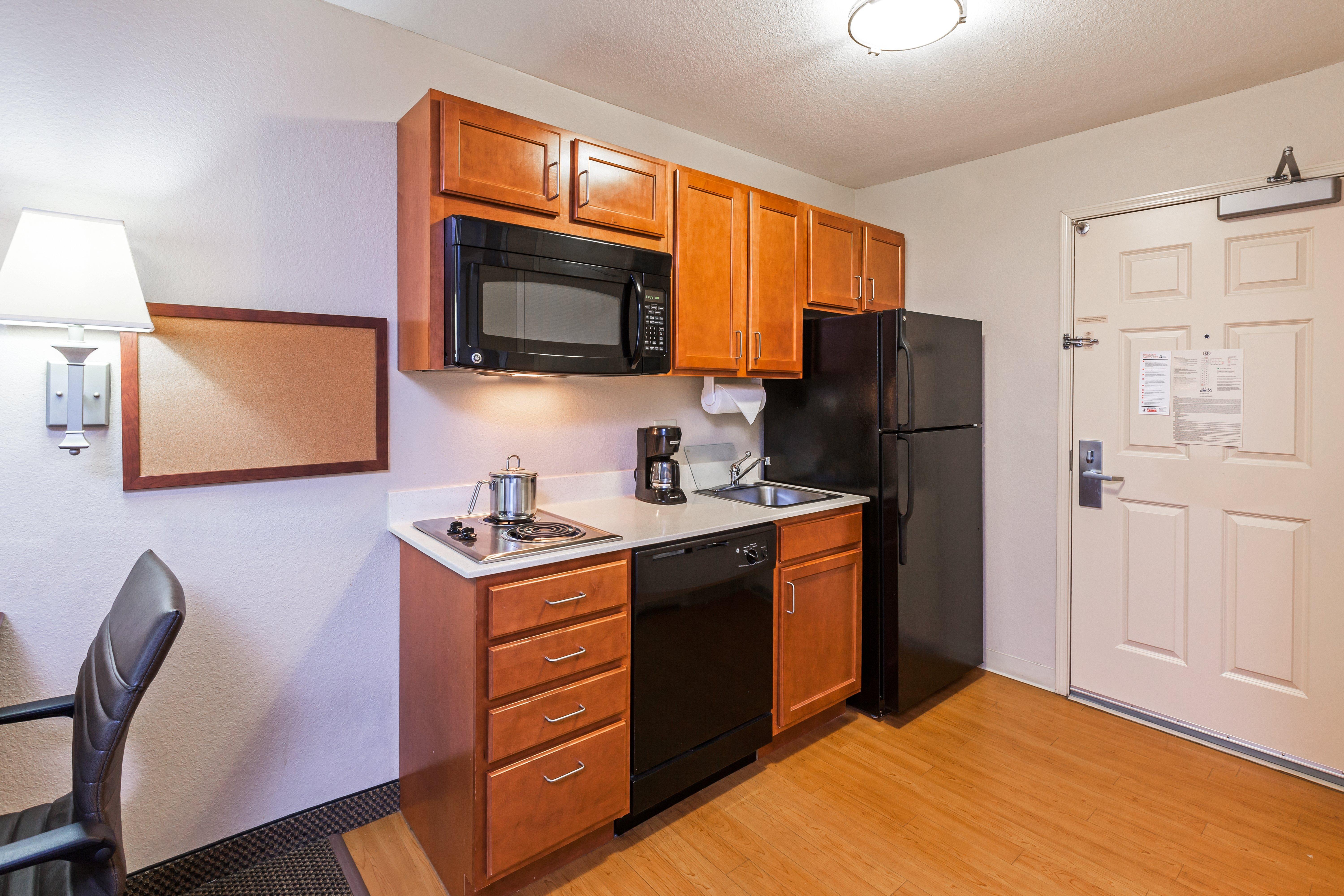 Candlewood Suites Owasso By Ihg Экстерьер фото